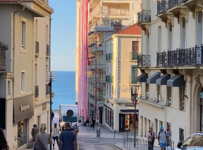 Centre Pres Avenue De Verdun 10 Mn A Pied De La Grande 4 Personnes Lägenhet Biarritz
