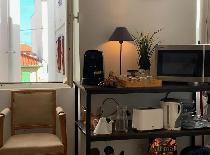 Apartment Centre Pres Avenue De Verdun 10 Mn A Pied De La Grande 4 Personnes